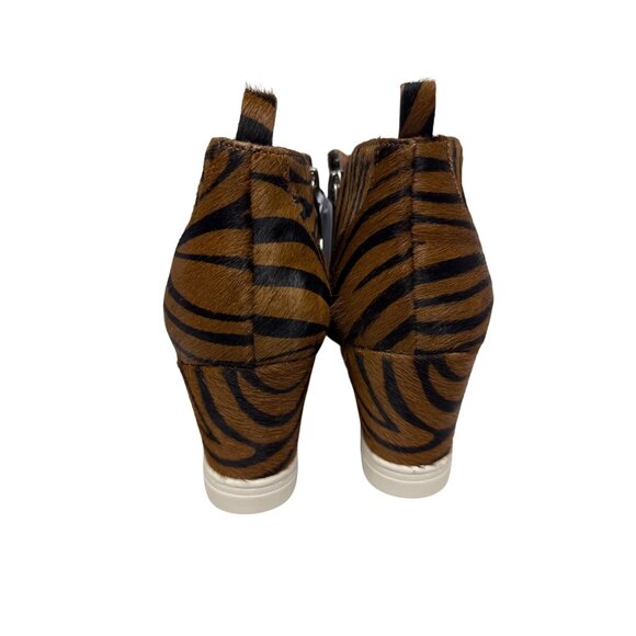 Linea Paolo Women's Wedge Bootie Sneaker Calf Hair Tiger Stripe Zip Size 12 NEW - Picture 5 of 12